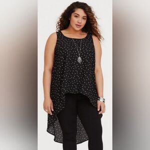 Torrid hi-lo black star top. Size 3. 22-24.
